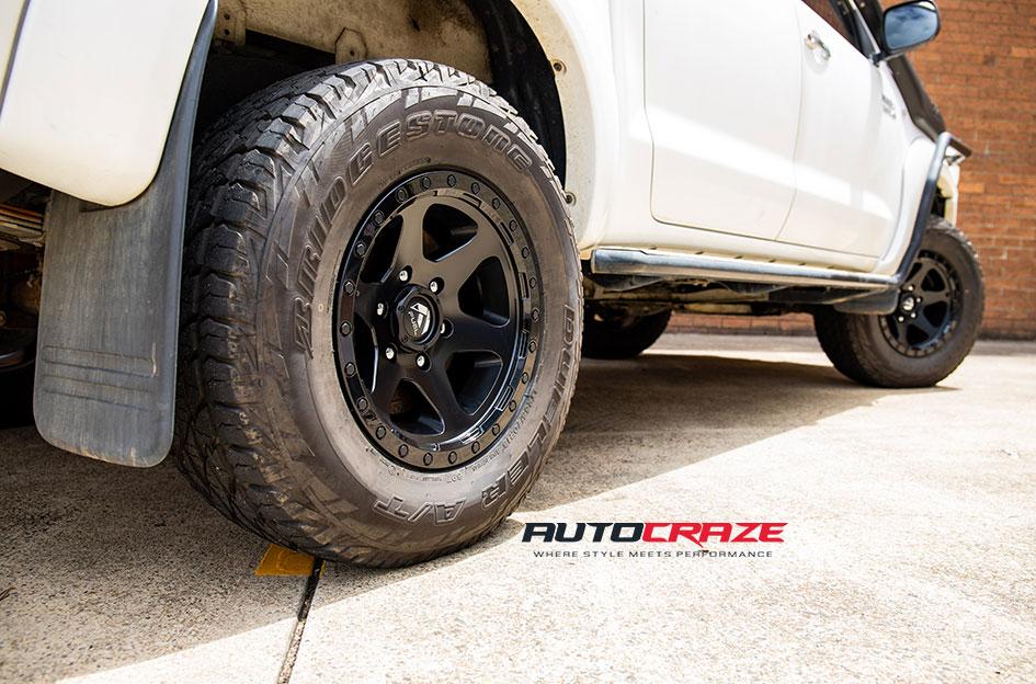 TOYOTA HILUX N70 4WD RIPPER MATTE BLACK
